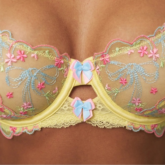 Yellow Lingerie Intimate set Lounge US 34C / Medium - Picture 4 of 5